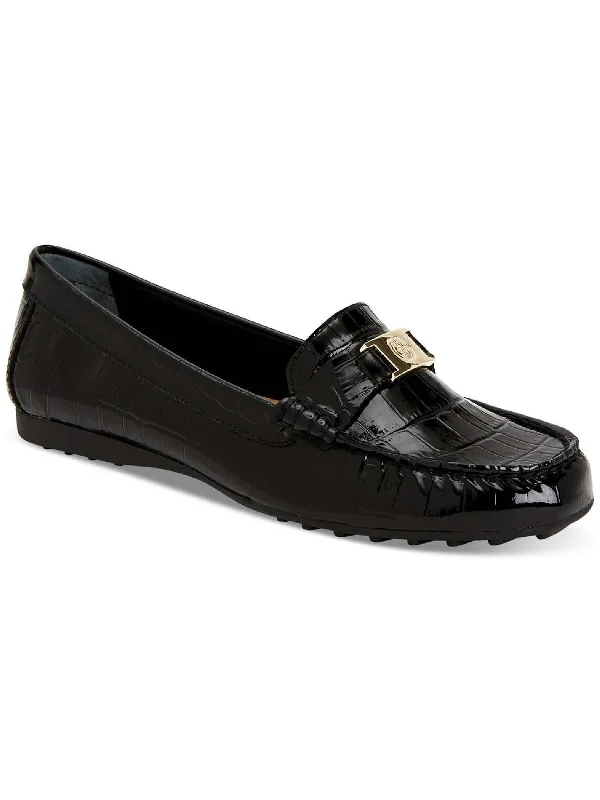 black croc patent