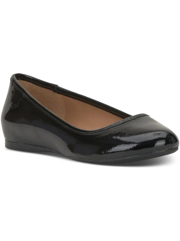 black crinkled patent