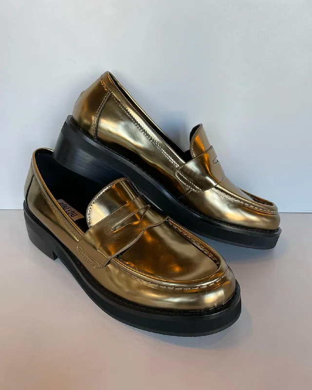 Women's Jaya Metallic Loafer In Oro/gold