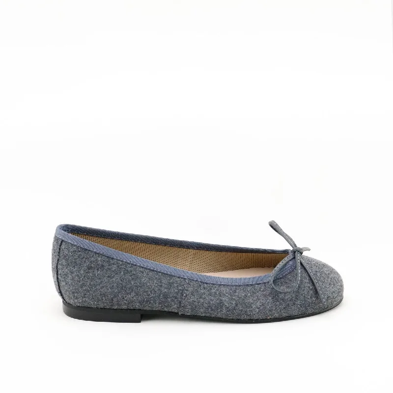 Papanatas Gray Wool Ballet Flat